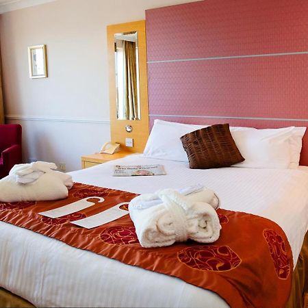 Reading Lake Hotel Екстер'єр фото